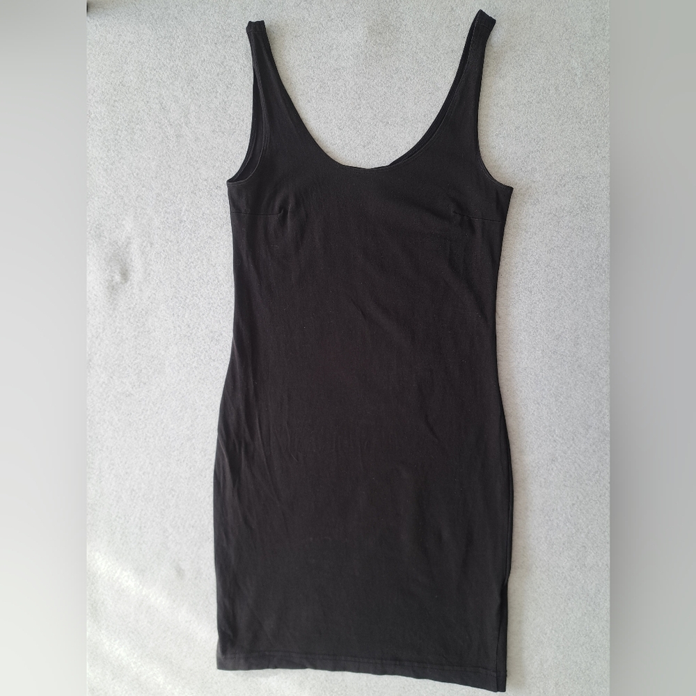 💫🩷3for20 Bundle Sale🩷💫 H&M Elegant Black Body Con Dress - Picture 2 of 6